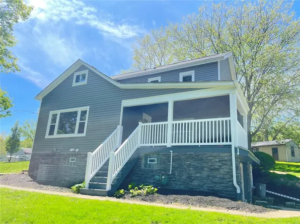 3 Harvest Ln, Finleyville, PA 15332