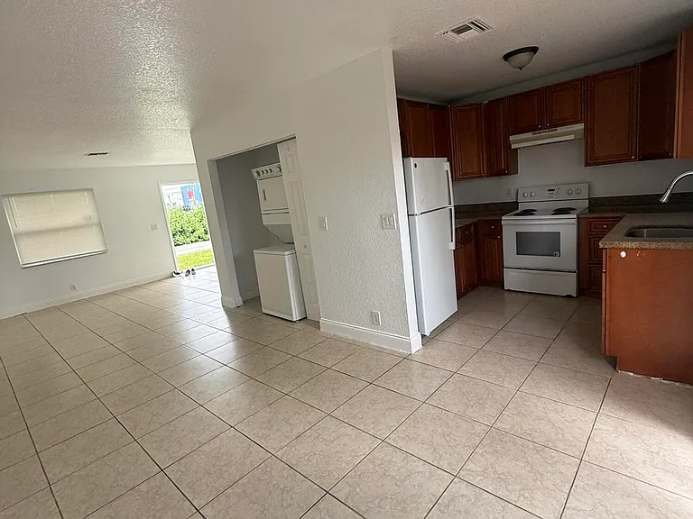 1420 Barton Rd #1420W — Photo 5