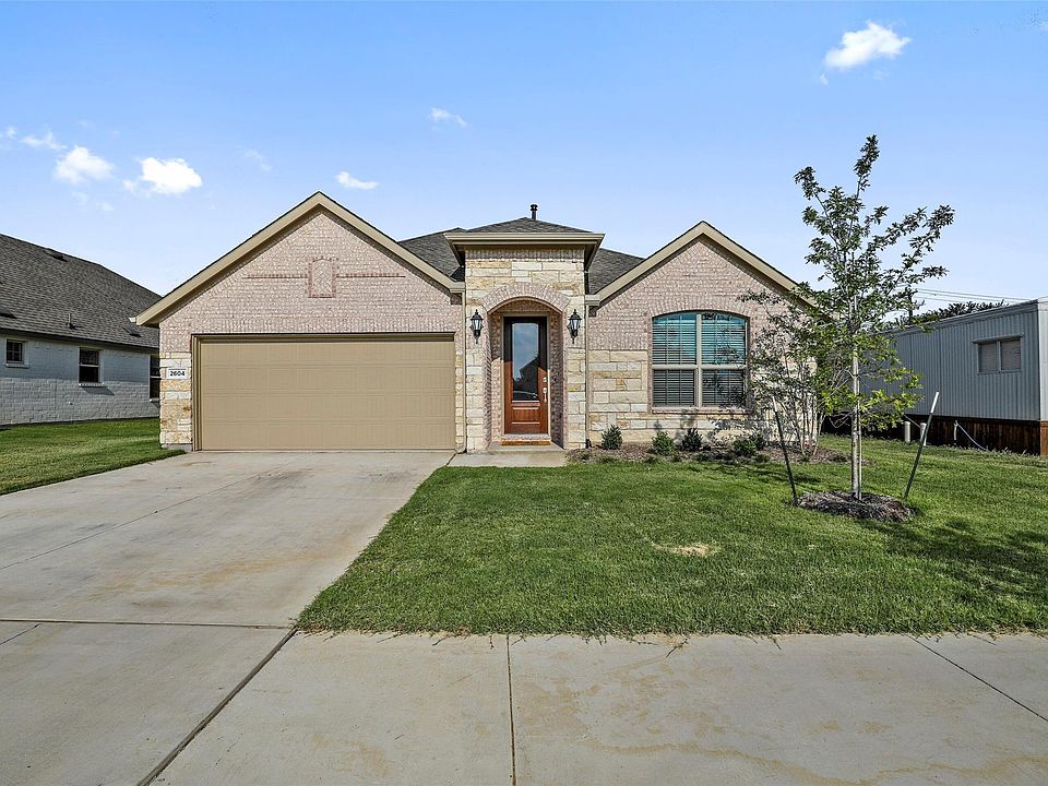 1st image of 2604 Dancing Flame Dr