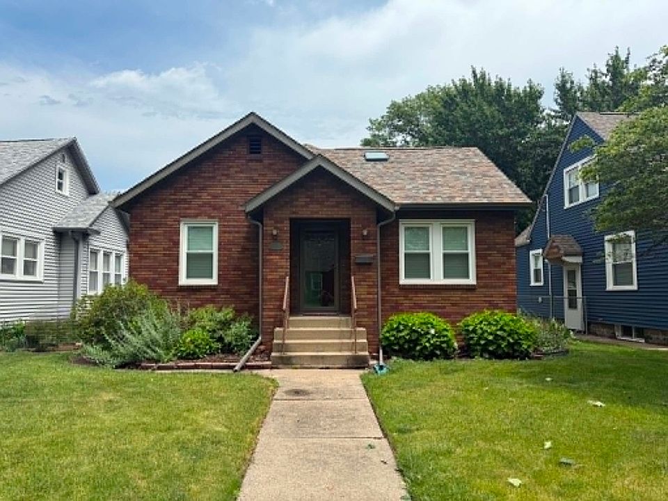 1st image of 1837 41st St