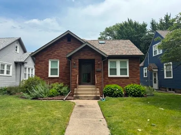 1837 41st St, Rock Island, IL 61201