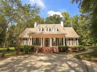 421 Creekside Dr, Gray, GA 31032