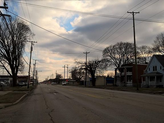 4th image of 2223 11th St