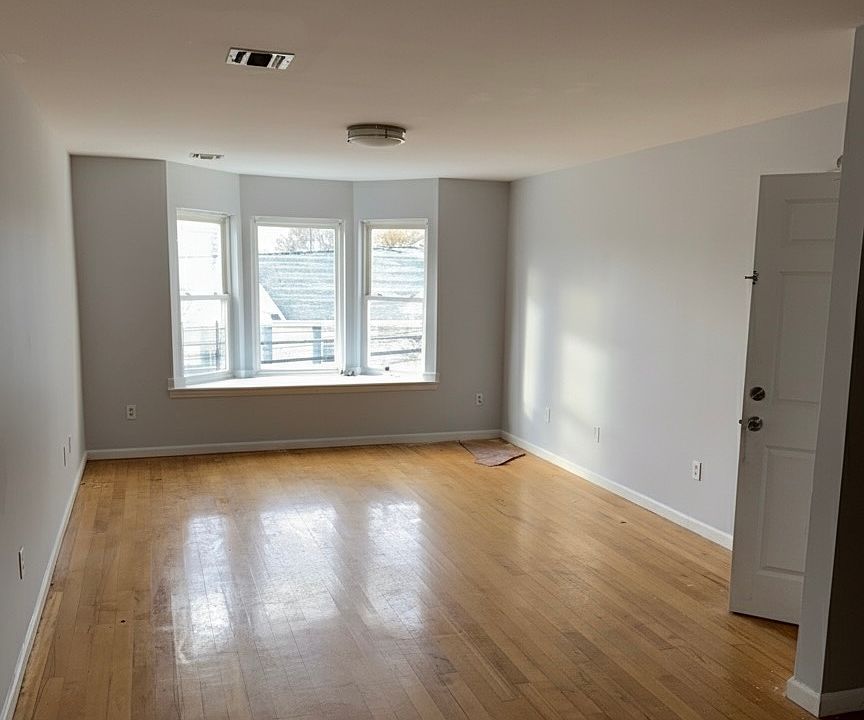1st image of 536 S 11th St Floor 2