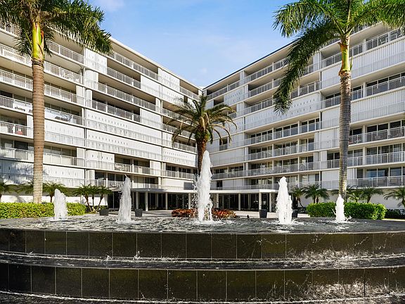 2nd image of 3546 S Ocean Blvd APT 921
