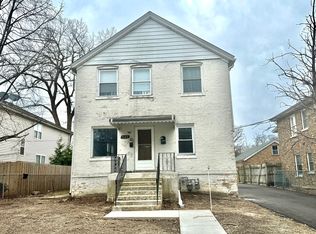 844 Deerfield Rd, Highland Park, IL 60035