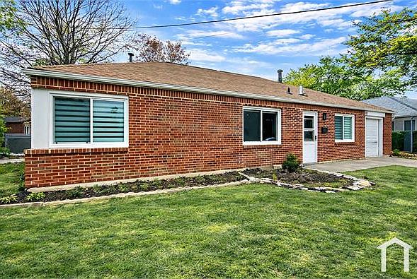 1st image of 591 Hemlock Dr