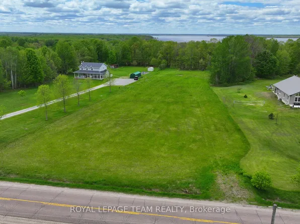 1857 Westmeath Rd, Whitewater Region, ON K0J 2L0