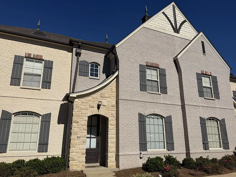 3001 Old Taylor Rd #304