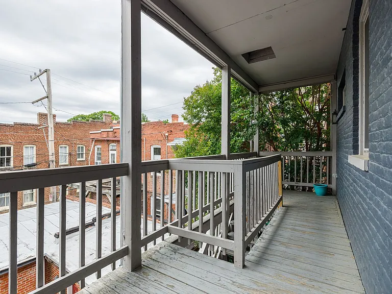 22 N Arthur Ashe Blvd — Photo 33