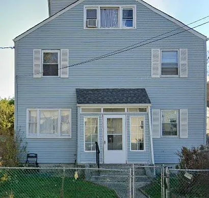 78-80 Hanford St