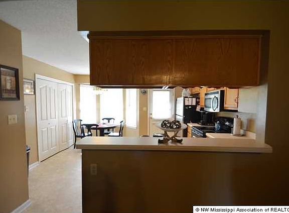 5th image of 5877 Ingleside Dr