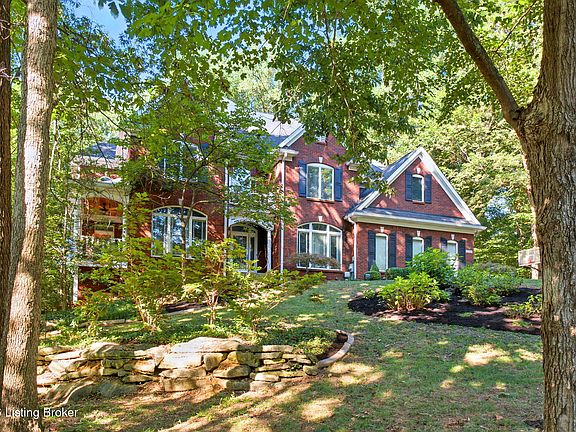 4th image of 7510 Cambridge Dr