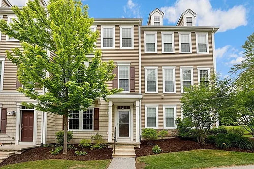 33 Jacob Way Photo 1