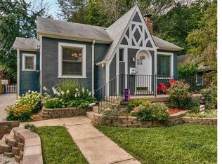 1074 Tuxedo Blvd, Saint Louis, MO 63119