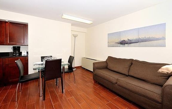 3rd image of 171 E 74th St APT 6