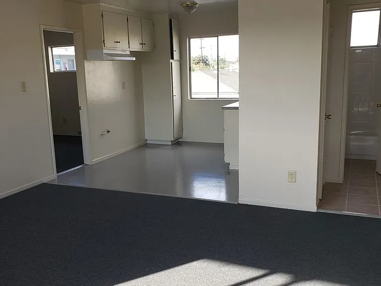 8202 Wilcox Ave — Photo 13