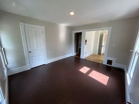 1024-1026 W Kalamazoo