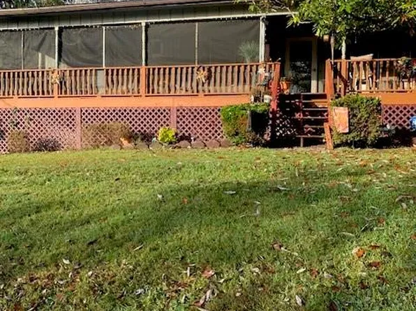 205 Fairfield Dr, Hendersonville, NC 28792