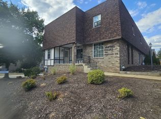 501 Maryland Ave #F, Oakmont, PA 15139