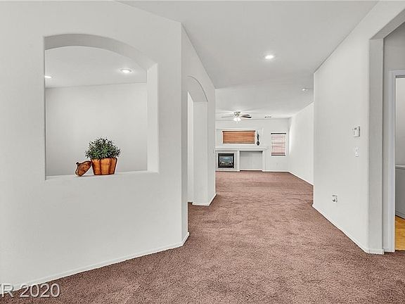 4th image of 4457 El Presidio Dr