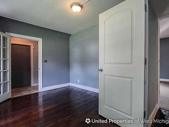 4th image of 1005 California St NW #1