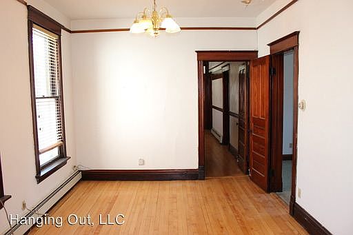 4th image of 1939 W Cortland St #2