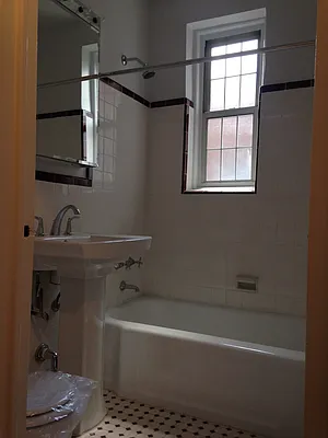 Sold by Rolling Stone Realty LLC | media 22