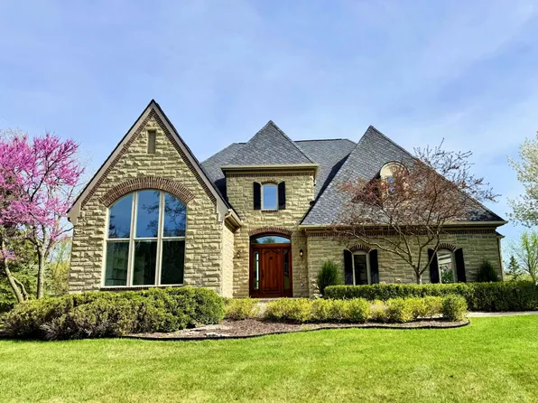 3969 Preserve Dr, Dexter, MI 48130