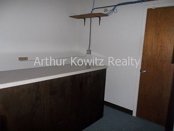 4th image of 1501 Ridgewood Ave Ste 103