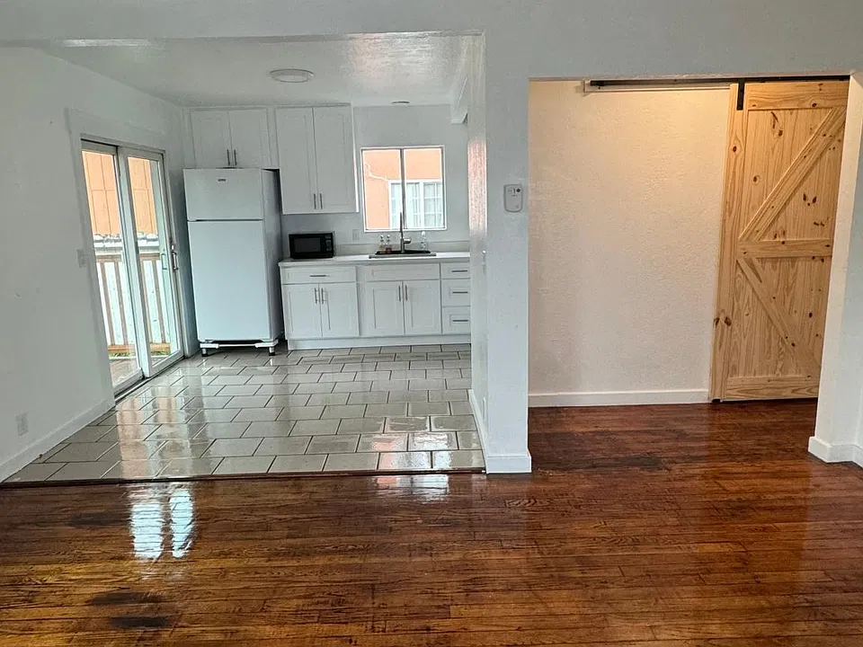 1424 Costa Ave