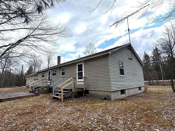 4th image of 661 Mercer Road