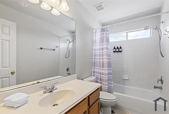 1st image of 4916 Summer Oaks Ln