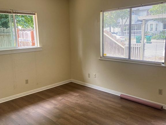 5th image of 1405 Locust St #263/265