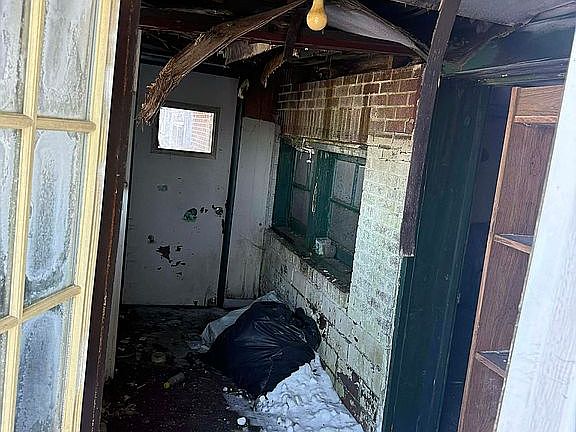 3rd image of 529 Stutzmantown Rd