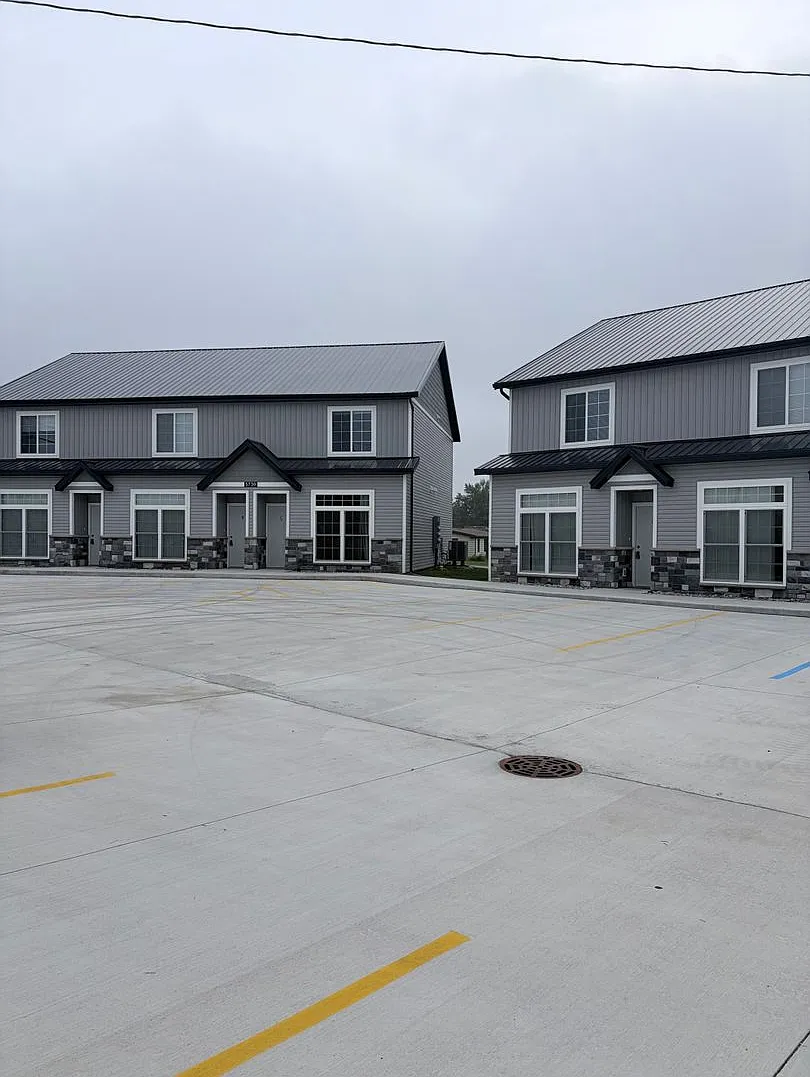 Dupont Village LLC — Photo 2