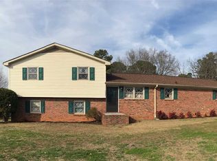 5686 Reidville Rd, Moore, SC 29369