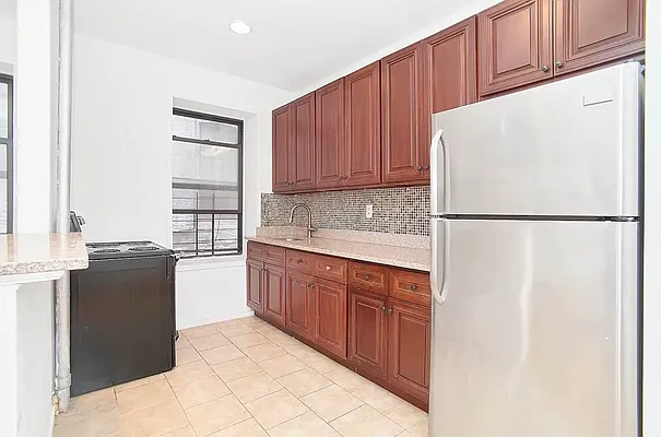 Rented by Compass | media 14