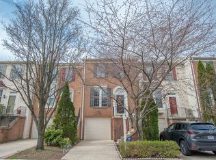 6505 Nevitt Way, Alexandria, VA 22315