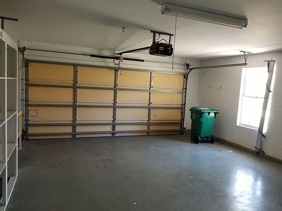 4th image of 1423 SE Grapeland Ave