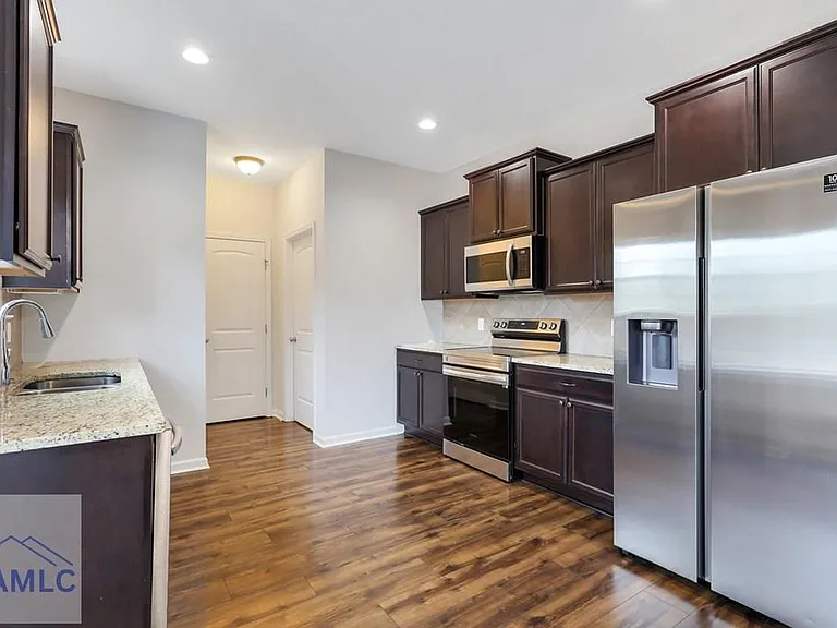 64 Brandonwood Rd NE — Photo 13