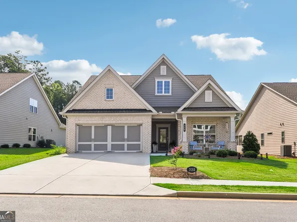 320 Timberview Cir, Sharpsburg, GA 30277