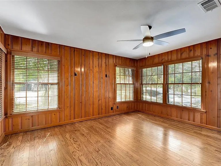 4504 Elwood Rd — Photo 31