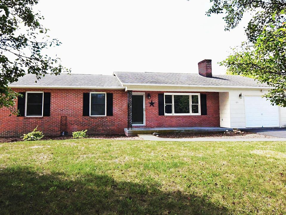 1st image of 121 Accomack Cir
