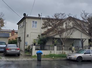 11461 Oxnard St, North Hollywood, CA 91606