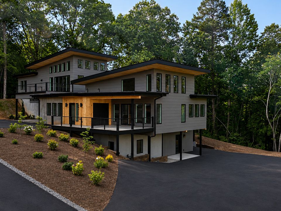 1st image of 201 Mountain Laurel Ridge #3
