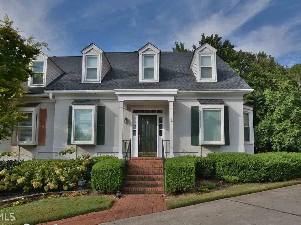 1st image of 6141 Forest Hills Dr