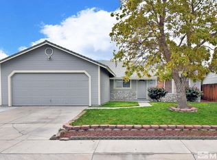 813 Columbine Ct, Fernley, NV 89408