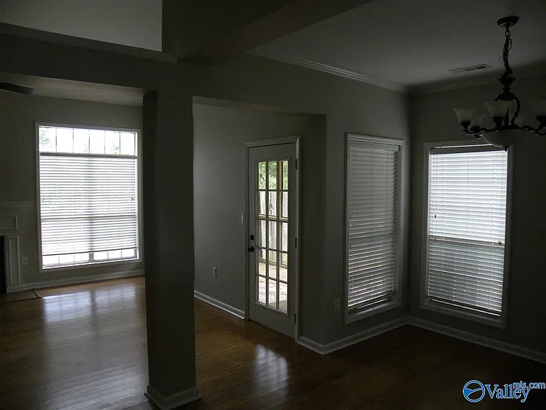 102 Sunset Cir — Photo 10
