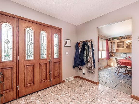5th image of 2722 Bertha St